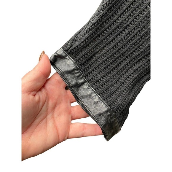 Club Monaco Open Knit Oversize Cropped Sweater Faux Leather Trim Medium - Picture 5 of 6